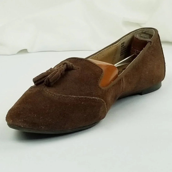 Mia 8.5M Bria Women's Chocolate Brown Tassel Accent Pointed Toe Slip On Loafers - Picture 2 of 12